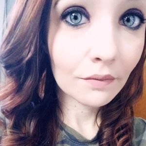 Meet your Posher, Kati